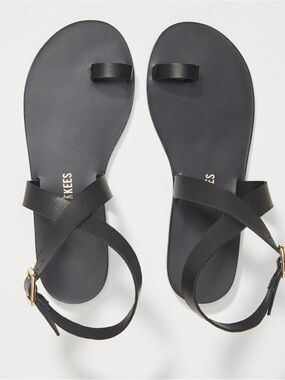 TKEES Black Leather Wrap Toe-Ring Sandals 8